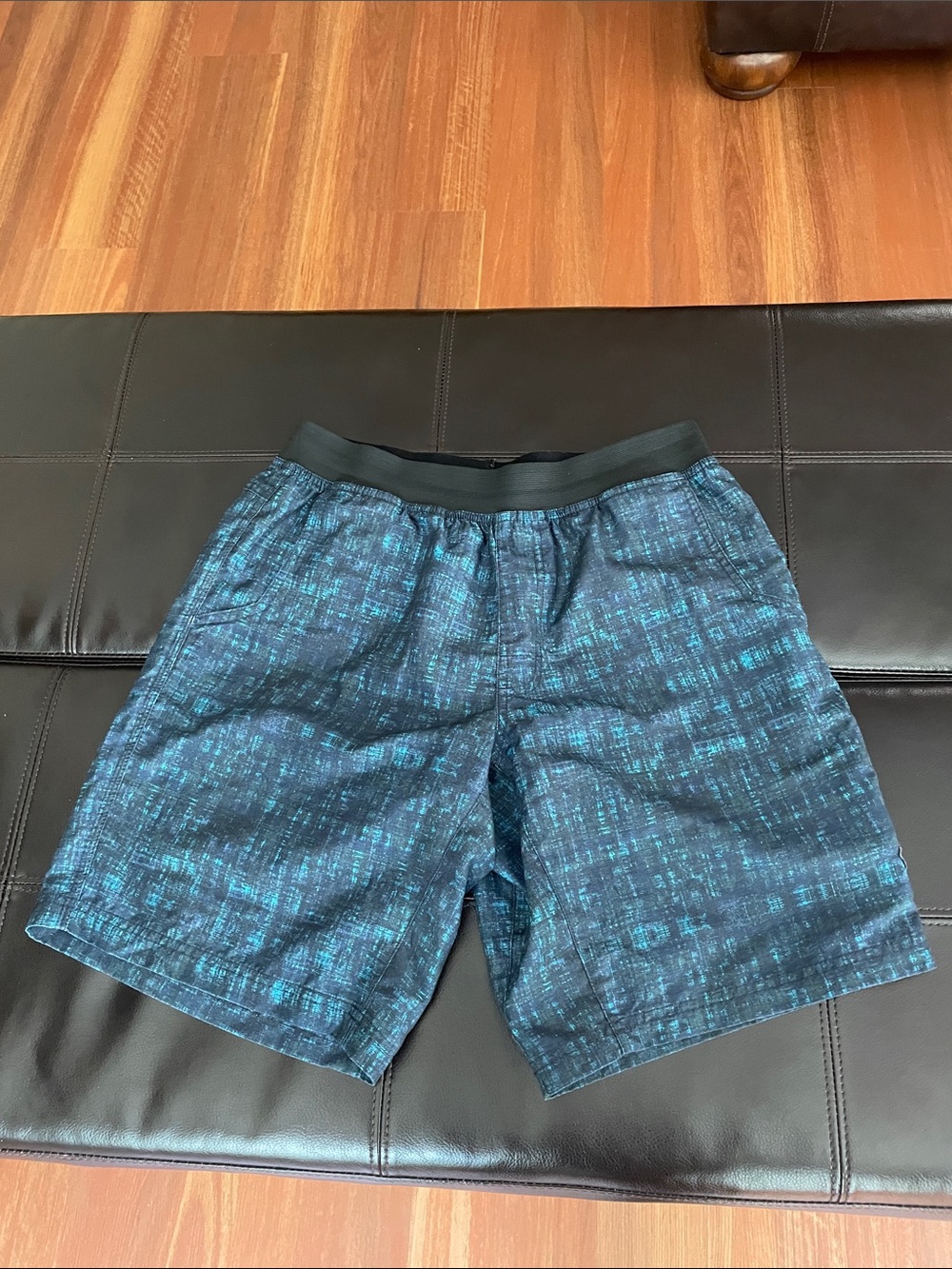 Prana Men’s Teal-Patterned Athletic Shorts